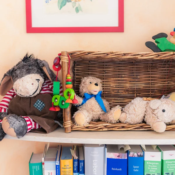 Kuscheltiere für kleine Patientinnen und Patienten